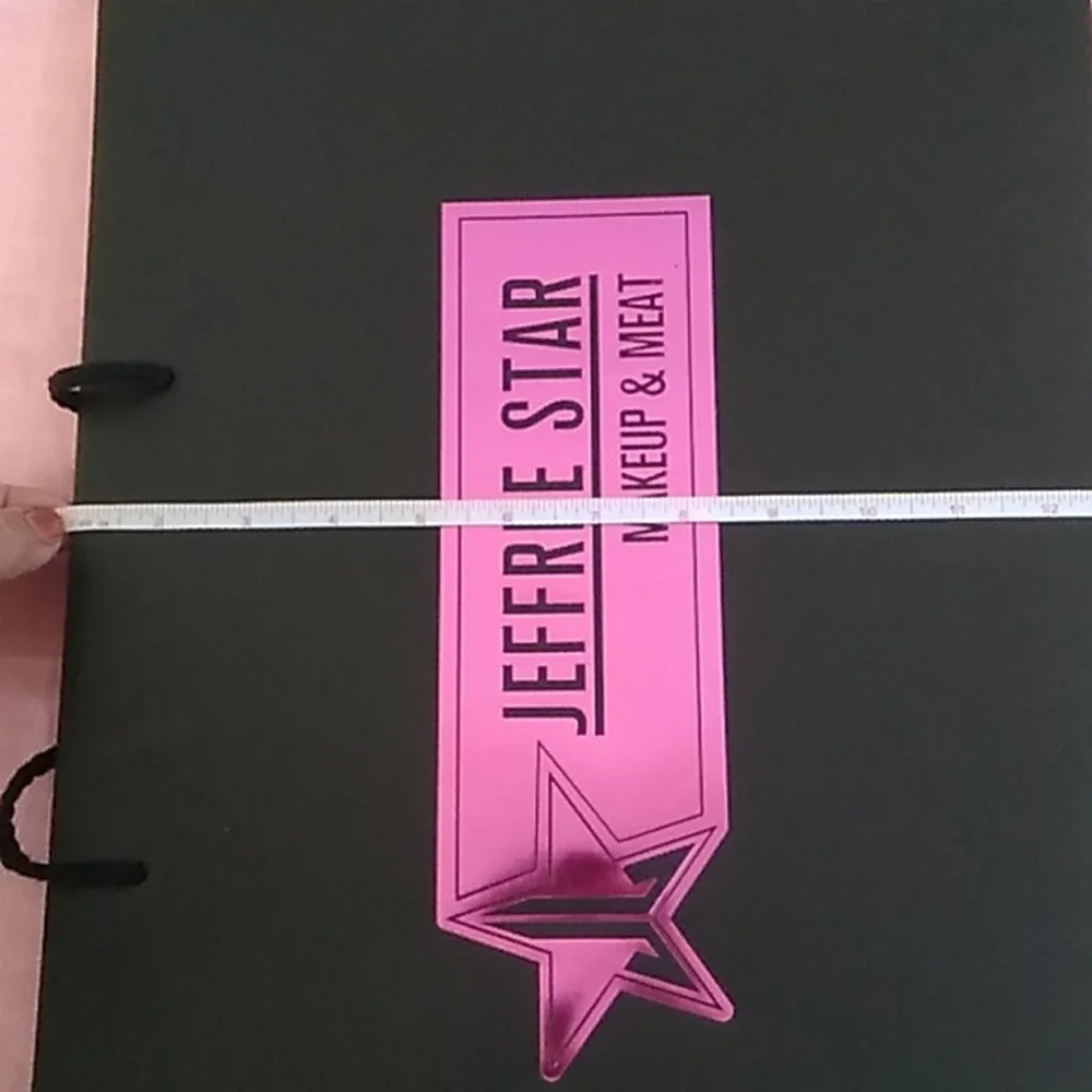 D- New Jeffree Star Gift Bag